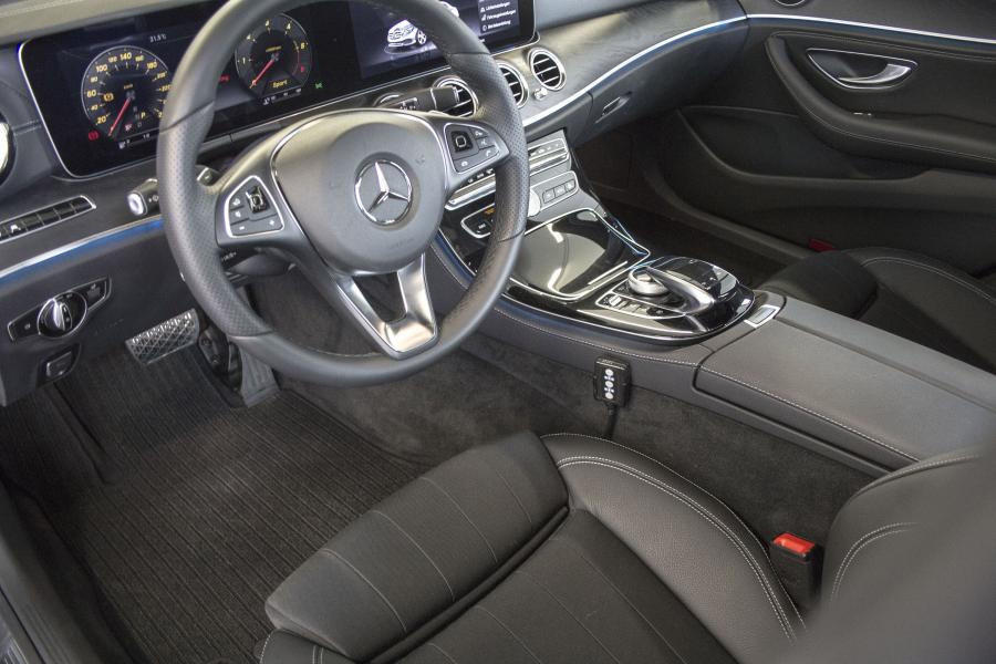 Интерьер Mercedes-Benz E220 d by DTE Systems 2016 года  (фото 9 из 10)